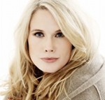 Stephanie March